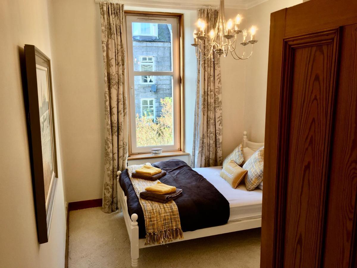 Cosy 2 Bedroom Central Apartment - Free Parking, Free Wifi Aberdeen Exteriér fotografie