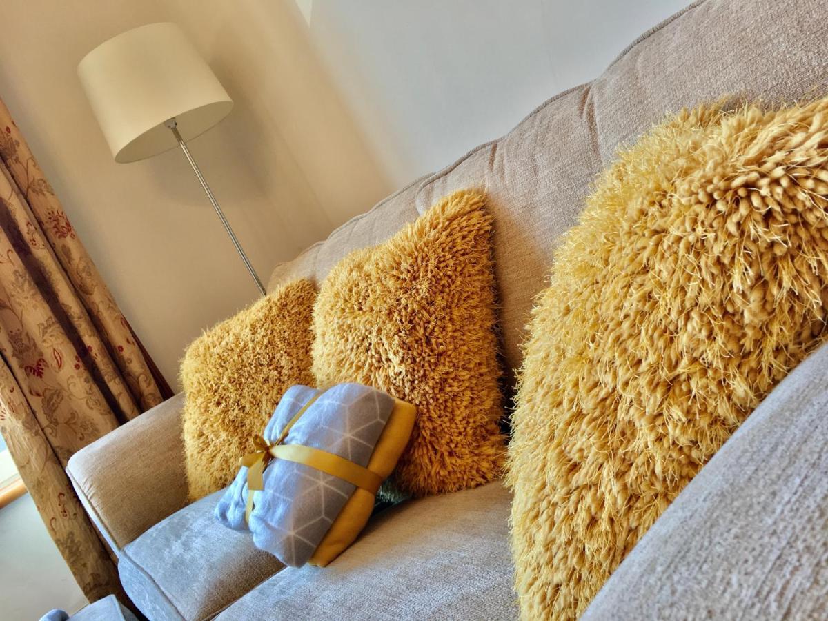 Cosy 2 Bedroom Central Apartment - Free Parking, Free Wifi Aberdeen Exteriér fotografie
