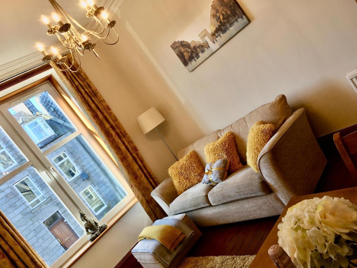 Cosy 2 Bedroom Central Apartment - Free Parking, Free Wifi Aberdeen Exteriér fotografie