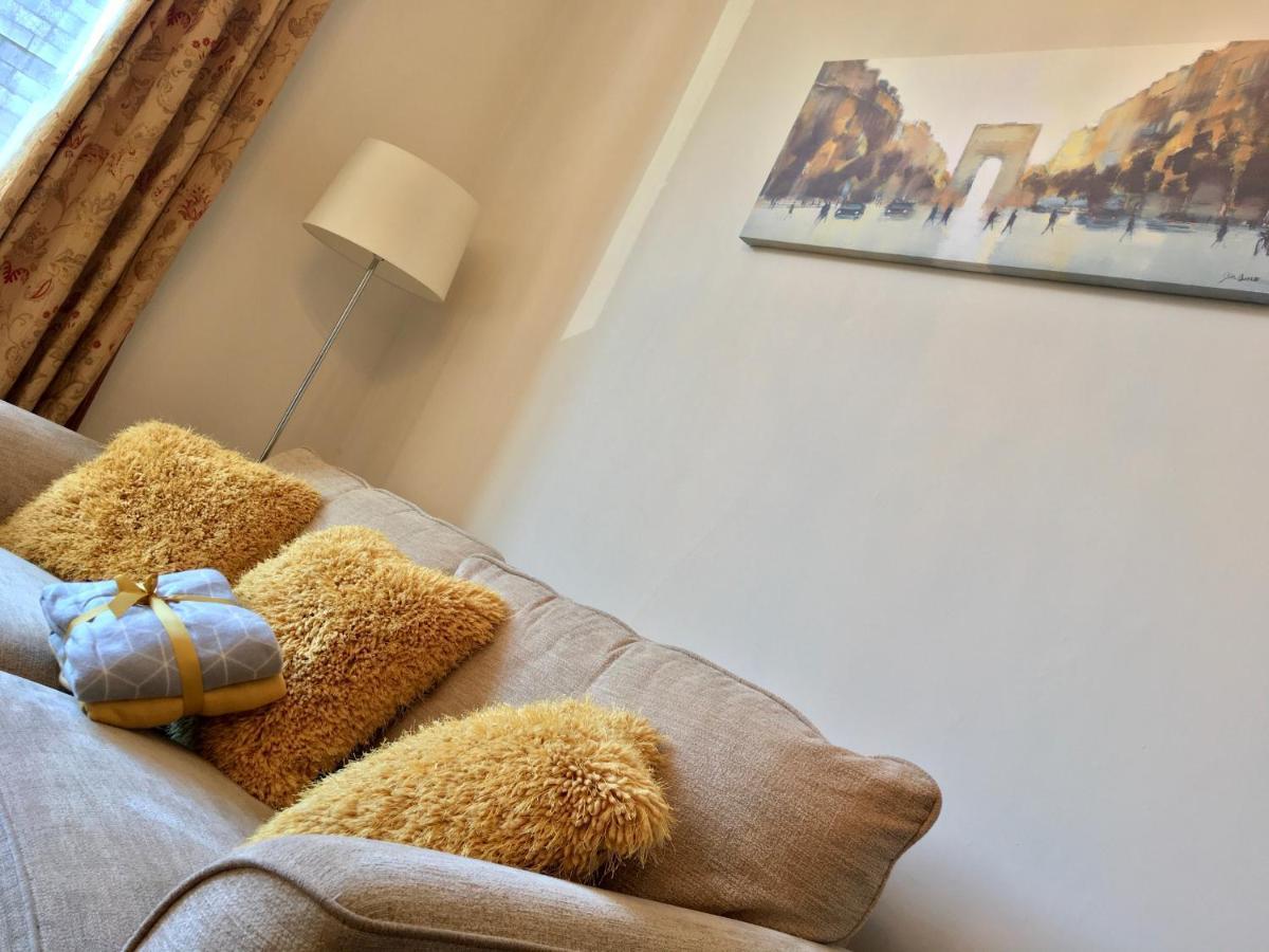 Cosy 2 Bedroom Central Apartment - Free Parking, Free Wifi Aberdeen Exteriér fotografie