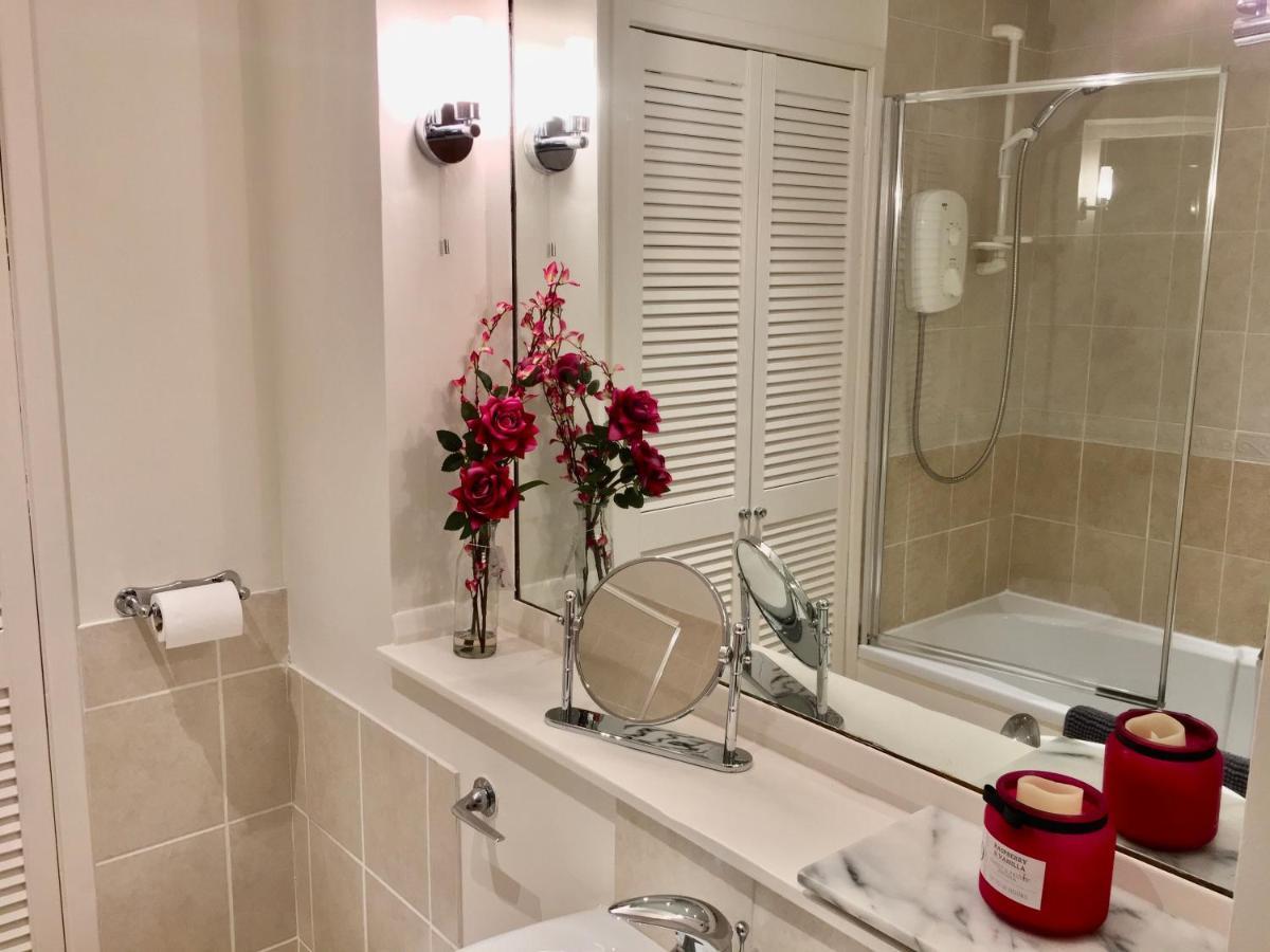 Cosy 2 Bedroom Central Apartment - Free Parking, Free Wifi Aberdeen Exteriér fotografie
