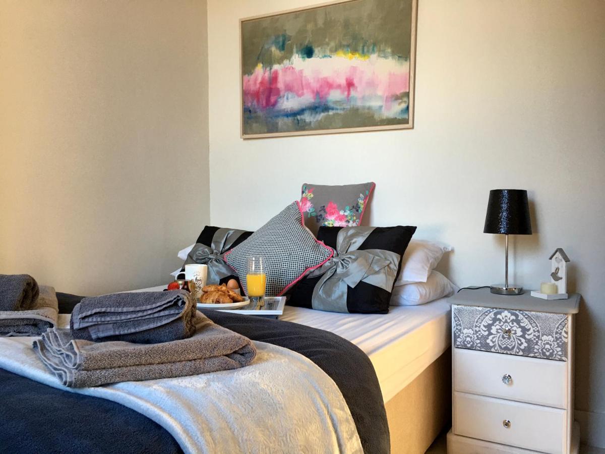 Cosy 2 Bedroom Central Apartment - Free Parking, Free Wifi Aberdeen Exteriér fotografie